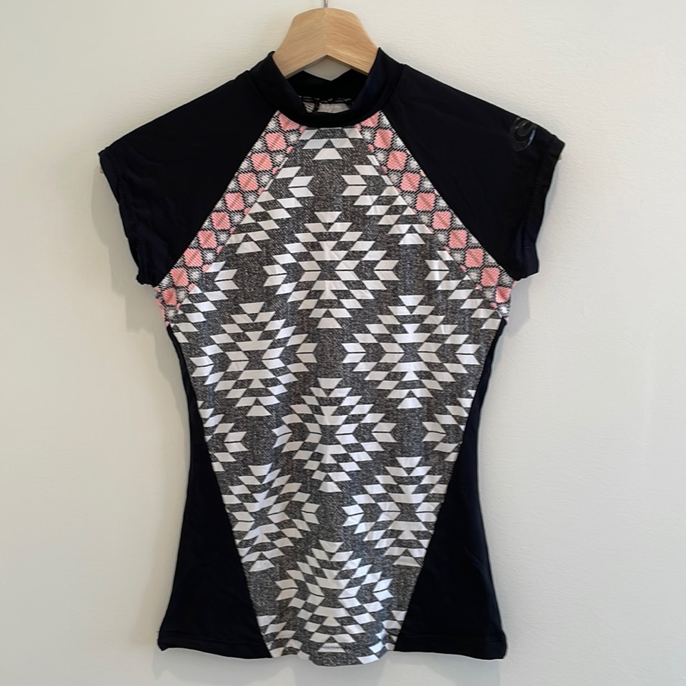 Geometric Patterned Women's Swim Top